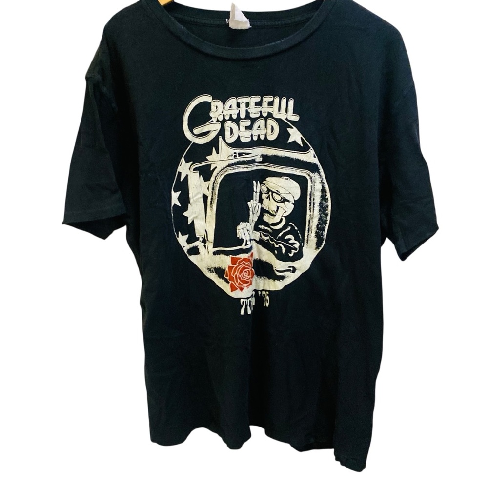MadeWorn Grateful Dead Tour 76 Distressed Graphic Tee - Picture 2 of 7